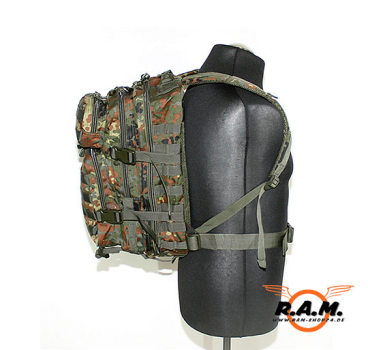 Taktischer Rucksack in flecktarn von SOLIDCORE GERMANY